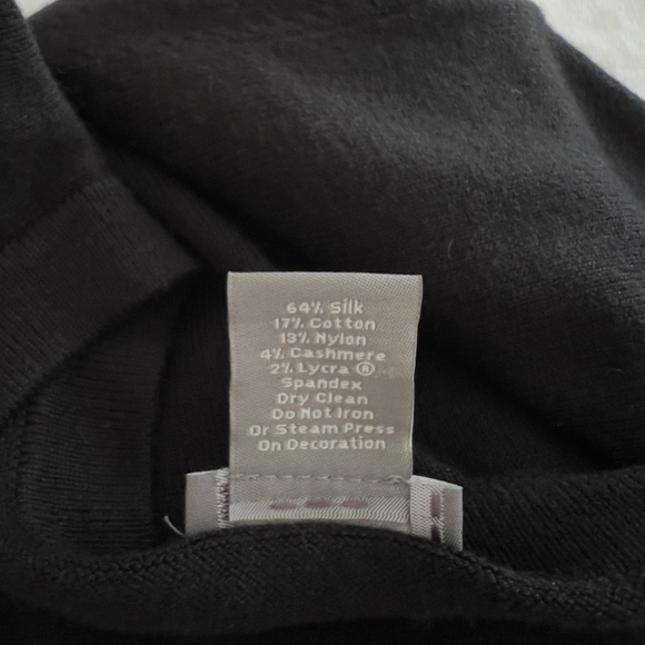 Soft Black Silk Cashmere Cropped Bolero Cardigan - Ann Taylor - Size Medium - Picture 6 of 10